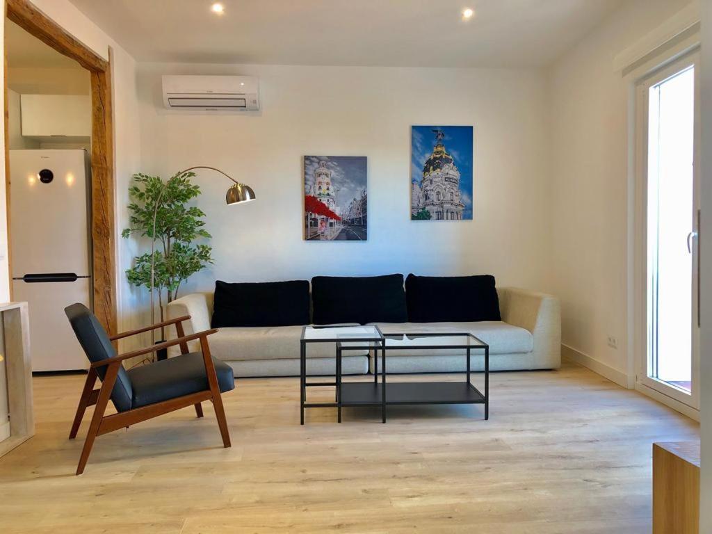 Cozy & Stylish Apartment In The Center マドリード エクステリア 写真